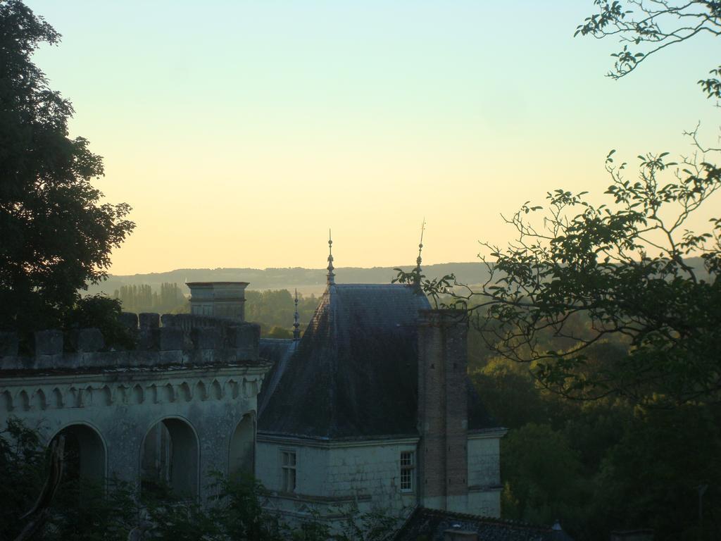 L'Ecole Des Filles Ponce sur Le Loir Exterior foto
